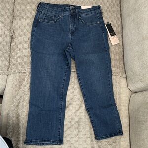 NYDJ Curves 360 Slim Straight Capri Jeans
